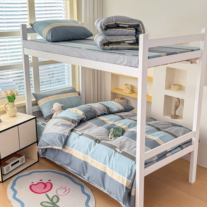 91家纺网 家纺一手货源 找家纺 【疆东】2026简约13372纯棉全棉学生三件套学生季宿舍上下铺全棉纯棉格子印花三件套件单品被套床单 爵士