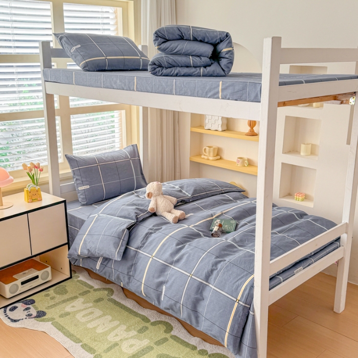 91家纺网 家纺一手货源 找家纺 【疆东】2026简约13372纯棉全棉学生三件套学生季宿舍上下铺全棉纯棉格子印花三件套件单品被套床单 西雅图