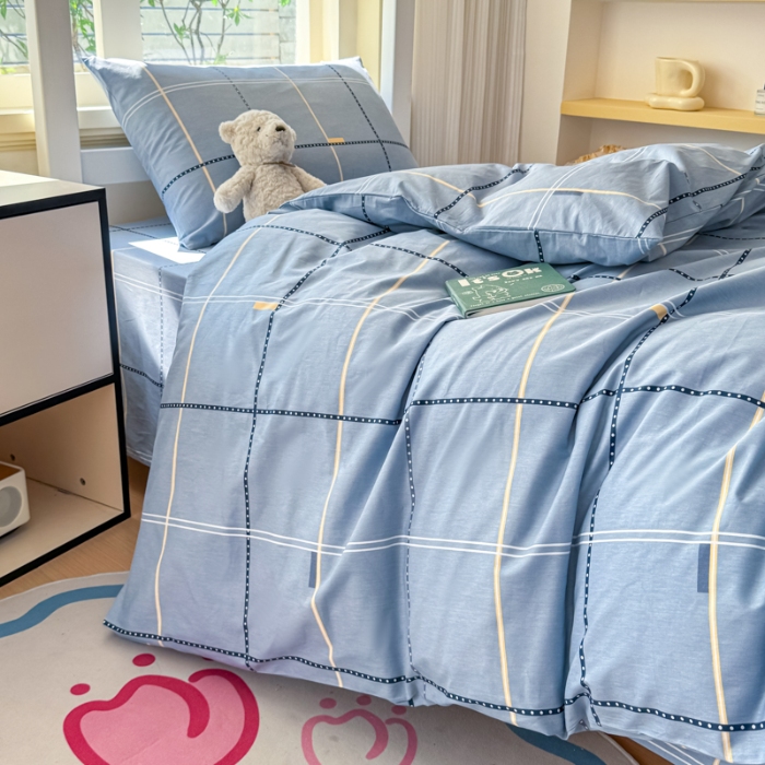 91家纺网 家纺一手货源 找家纺 【疆东】2026简约13372纯棉全棉学生三件套学生季宿舍上下铺全棉纯棉格子印花三件套件单品被套床单 莫兰迪