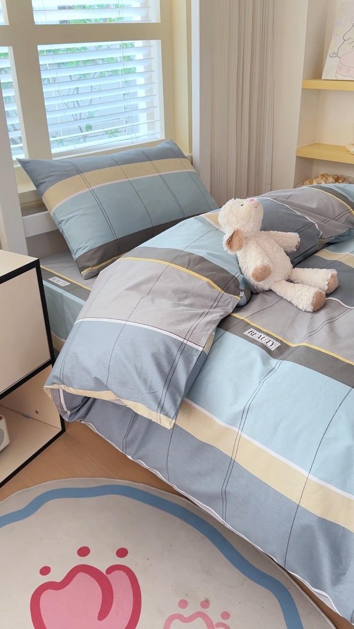 91家纺网 家纺一手货源 找家纺 【疆东】2026简约13372纯棉全棉学生三件套学生季宿舍上下铺全棉纯棉格子印花三件套件单品被套床单 爵士
