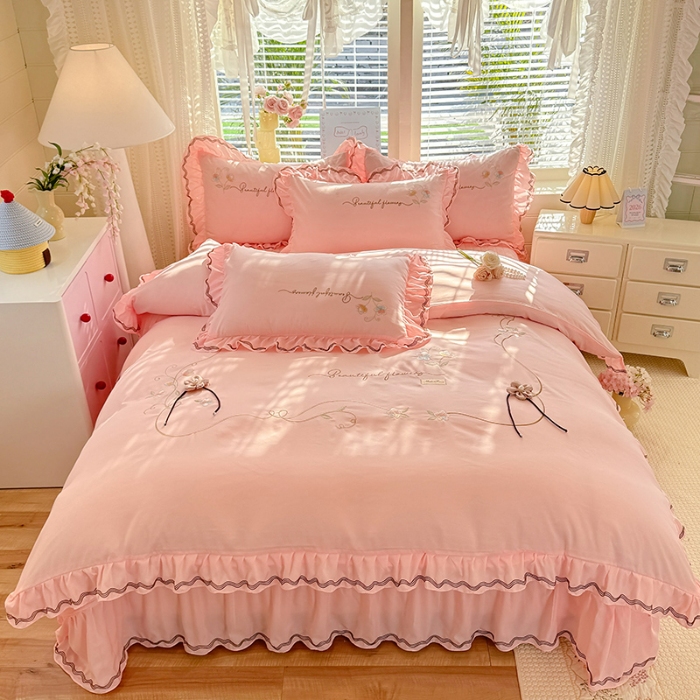 91家纺网 家纺一手货源 找家纺 （总）专柜品质苏米娜家纺2026春夏韩版法式公主风水洗棉床盖款多功能二合一被套 夏被床盖四件套--花颜系列 花颜-樱花粉 