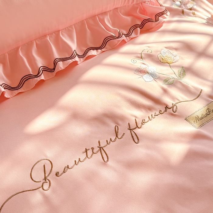 91家纺网 家纺一手货源 找家纺 （总）专柜品质苏米娜家纺2026春夏韩版法式公主风水洗棉床盖款多功能二合一被套 夏被床盖四件套--花颜系列 花颜-樱花粉 