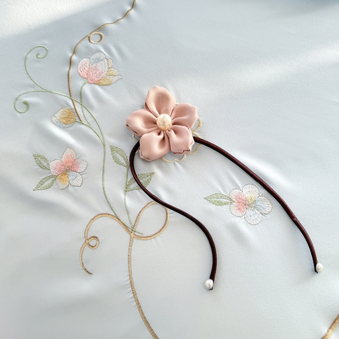 91家纺网 家纺一手货源 找家纺 （总）专柜品质苏米娜家纺2026春夏韩版法式公主风水洗棉床盖款多功能二合一被套 夏被床盖四件套--花颜系列 花颜-梦幻蓝 