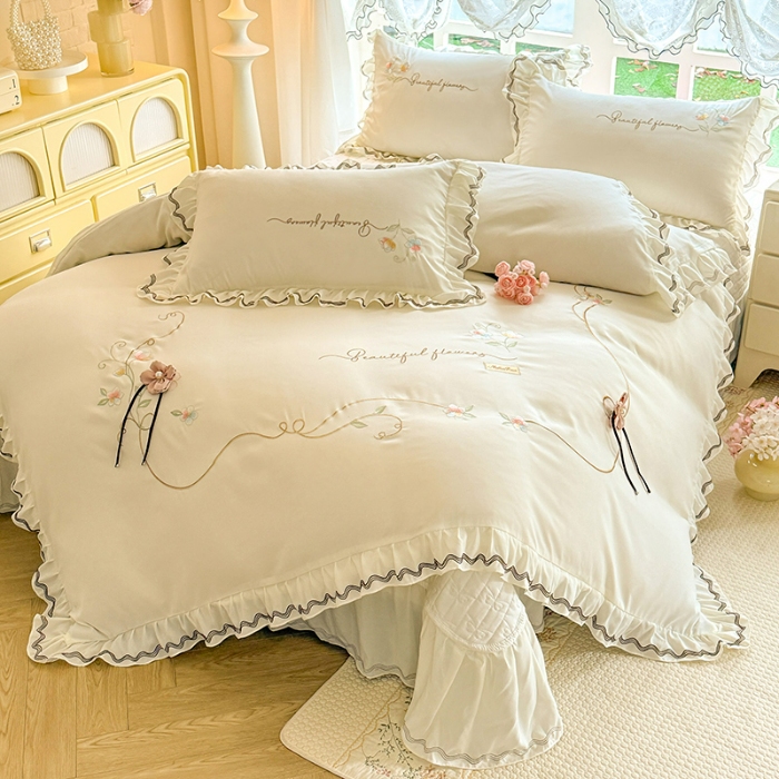 91家纺网 家纺一手货源 找家纺 （总）专柜品质苏米娜家纺2026春夏韩版法式公主风水洗棉床盖款多功能二合一被套 夏被床盖四件套--花颜系列 花颜-奶油白 