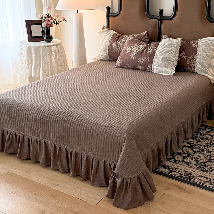 91家纺网 家纺一手货源 找家纺 漫布云2026春夏新款法式复古双层花边大蕾丝水洗棉亚麻床盖款四件套全棉纯棉印花小碎花四件套 罗拉 