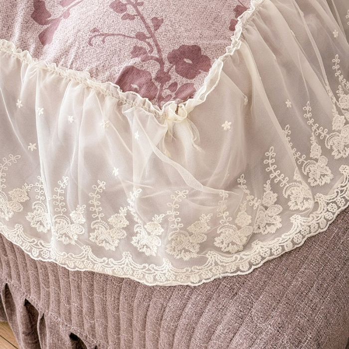 91家纺网 家纺一手货源 找家纺 漫布云2026春夏新款法式复古双层花边大蕾丝水洗棉亚麻床盖款四件套全棉纯棉印花小碎花四件套 粉黛  