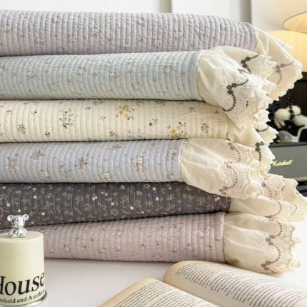 91家纺网 家纺一手货源 找家纺 （总）双层纱床盖三件套 新款全棉纯棉花边防滑夹棉床单单件四季通用