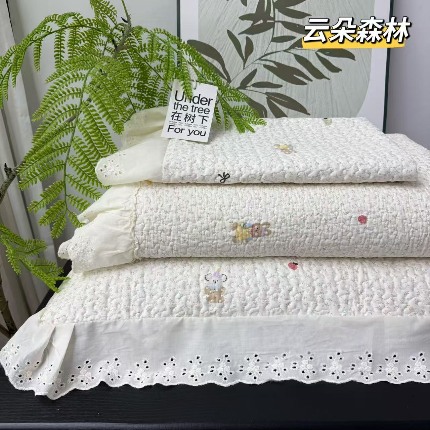 91家纺网 家纺一手货源 找家纺 （总）赫本纯棉床盖三件套 韩国碎花纯棉床盖三件套全棉夹棉床单花边可机洗