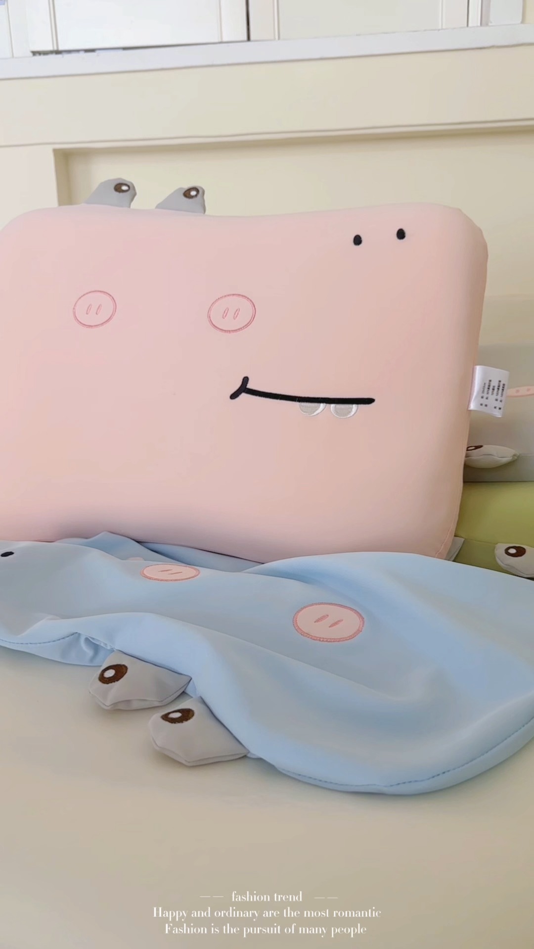 91家纺网 家纺一手货源 找家纺 （总）2026新款   卡通儿童记忆枕芯枕头  深睡慢回弹记忆棉枕芯小鳄鱼护颈枕芯