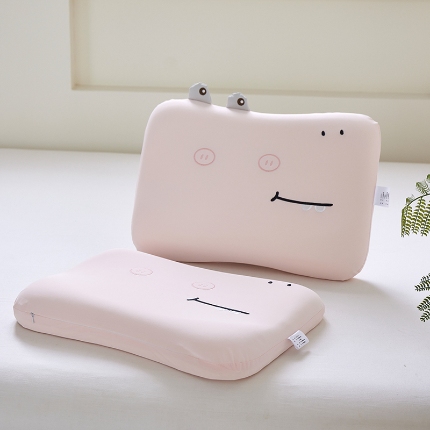 91家纺网 家纺一手货源 找家纺 （总）2026新款   卡通儿童记忆枕芯枕头  深睡慢回弹记忆棉枕芯小鳄鱼护颈枕芯