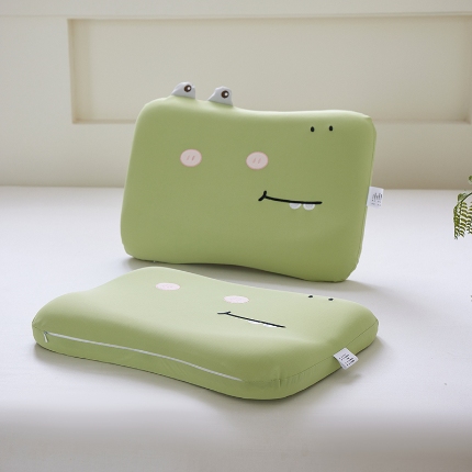 91家纺网 家纺一手货源 找家纺 （总）2026新款   卡通儿童记忆枕芯枕头  深睡慢回弹记忆棉枕芯小鳄鱼护颈枕芯