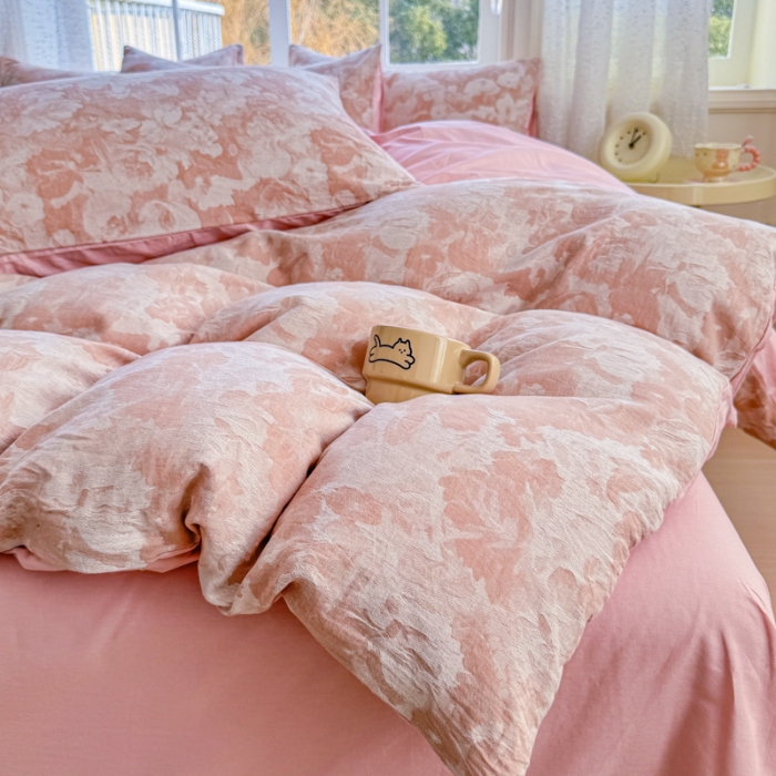 91家纺网 家纺一手货源 找家纺 （总）疆东2026新款A类60支全棉长绒棉纯棉色织提花四件套水洗全棉纯棉厚织提花肌理棉麻被套四件套