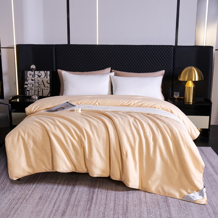 91家纺网 家纺一手货源 找家纺 夏凉被 空调被 夏季薄被 全棉蚕丝被 蚕丝夏被  热销蚕丝被 全棉蚕丝被 保真纯蚕丝被