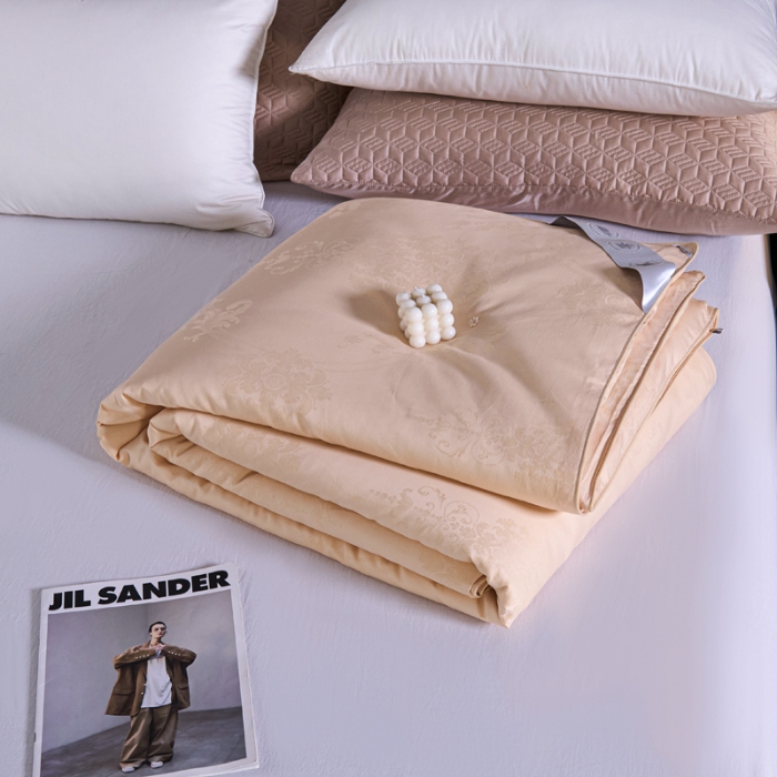 91家纺网 家纺一手货源 找家纺 夏凉被 空调被 夏季薄被 全棉蚕丝被 蚕丝夏被  热销蚕丝被 全棉蚕丝被 保真纯蚕丝被