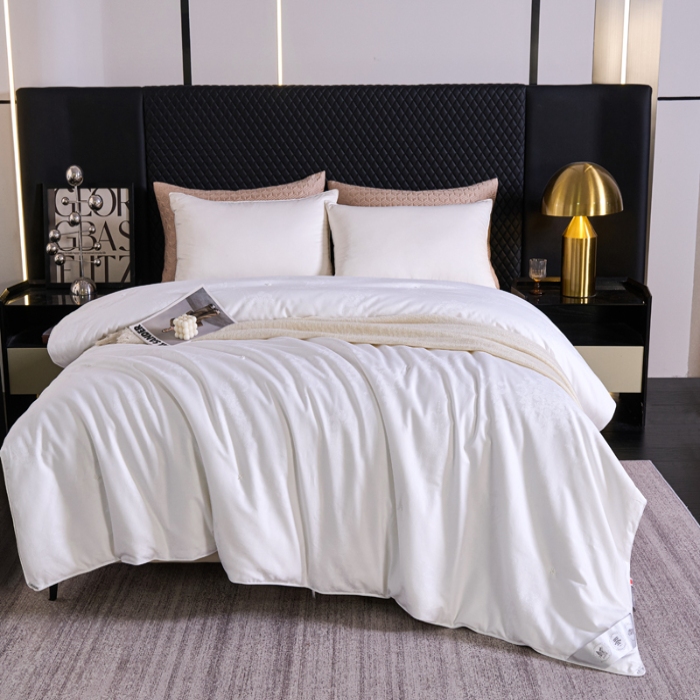 91家纺网 家纺一手货源 找家纺 夏凉被 空调被 夏季薄被 全棉蚕丝被 蚕丝夏被  热销蚕丝被 全棉蚕丝被 保真纯蚕丝被