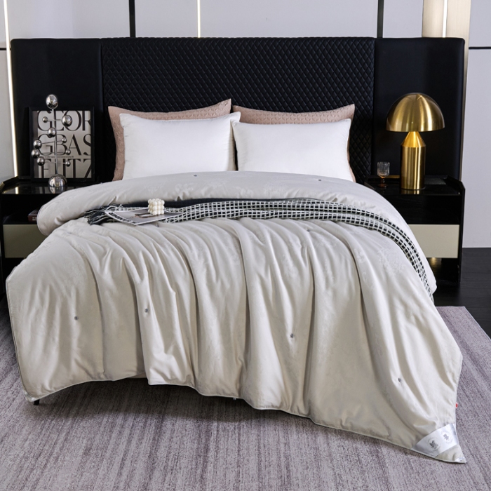 91家纺网 家纺一手货源 找家纺 夏凉被 空调被 夏季薄被 全棉蚕丝被 蚕丝夏被  热销蚕丝被 全棉蚕丝被 保真纯蚕丝被