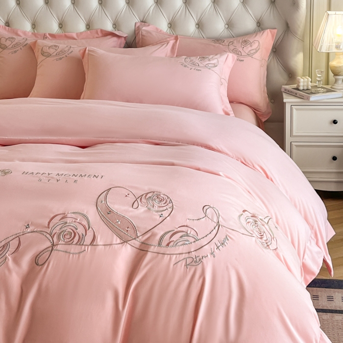 91家纺网 家纺一手货源 找家纺 （总）经年 2026春夏新款云朵棉刺绣四件套-一见倾心