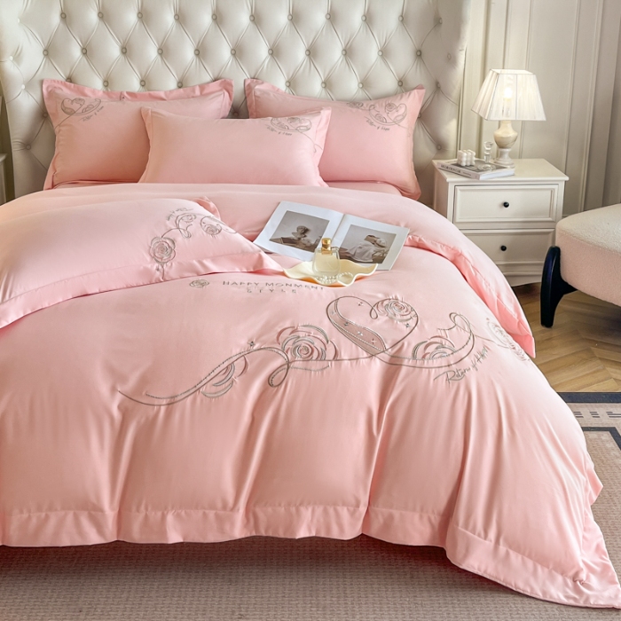 91家纺网 家纺一手货源 找家纺 （总）经年 2026春夏新款云朵棉刺绣四件套-一见倾心