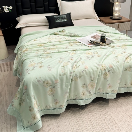 91家纺网 家纺一手货源 找家纺 （总）雅高 2026新品曼珠沙华50s超细旦莱赛尔天丝数码印花镂空抗菌夏被夏凉被子空调被被子