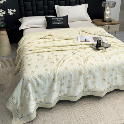 91家纺网 家纺一手货源 找家纺 （总）雅高 2026新品曼珠沙华50s超细旦莱赛尔天丝数码印花镂空抗菌夏被夏凉被子空调被被子