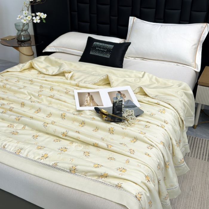 91家纺网 家纺一手货源 找家纺 （总）雅高 2026新品曼珠沙华50s超细旦莱赛尔天丝数码印花镂空抗菌夏被夏凉被子空调被被子