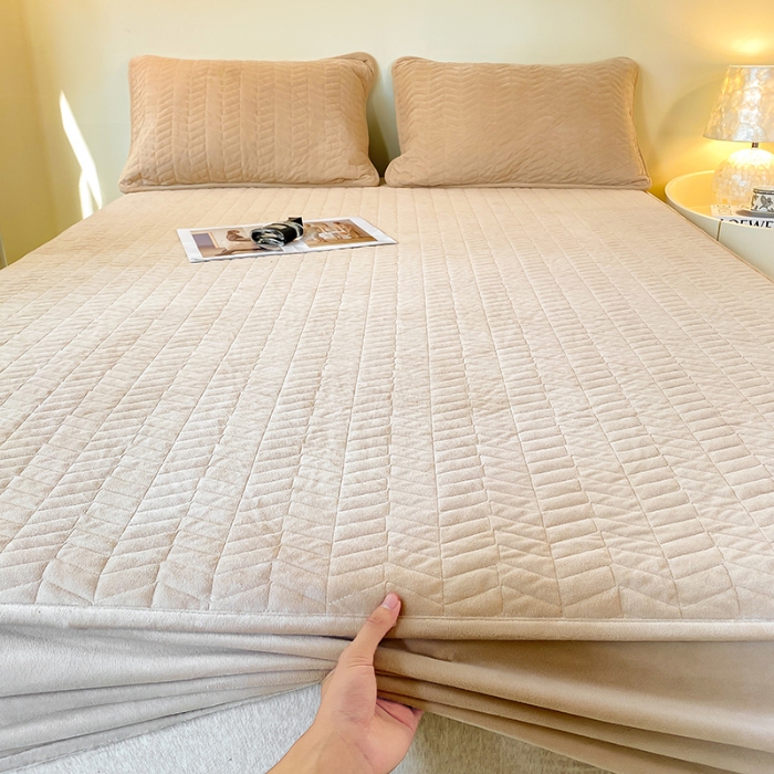 91家纺网 家纺一手货源 找家纺 （总）延遥2026新款A类舒适床笠保暖婴儿绒宝宝绒牛奶绒绗缝夹棉单件床笠