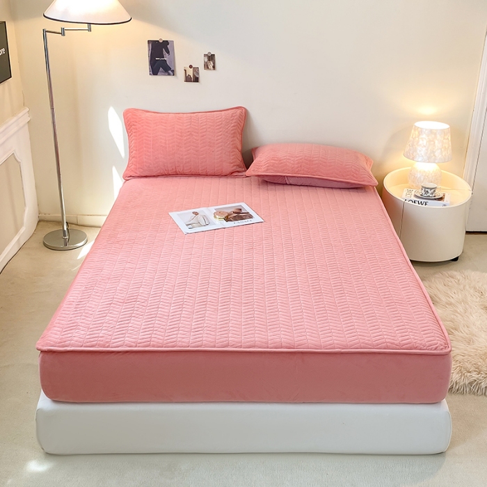 91家纺网 家纺一手货源 找家纺 延遥2026新款A类舒适床笠保暖婴儿绒宝宝绒牛奶绒绗缝夹棉单件床笠 黛粉