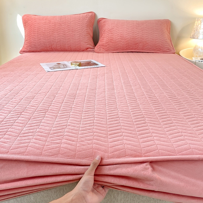 91家纺网 家纺一手货源 找家纺 延遥2026新款A类舒适床笠保暖婴儿绒宝宝绒牛奶绒绗缝夹棉单件床笠 黛粉