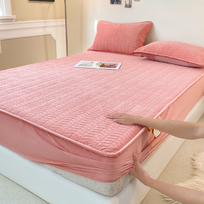 91家纺网 家纺一手货源 找家纺 延遥2026新款A类舒适床笠保暖婴儿绒宝宝绒牛奶绒绗缝夹棉单件床笠 黛粉