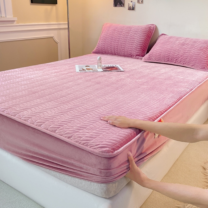 91家纺网 家纺一手货源 找家纺 延遥2026新款A类舒适床笠保暖婴儿绒宝宝绒牛奶绒绗缝夹棉单件床笠 丁香紫