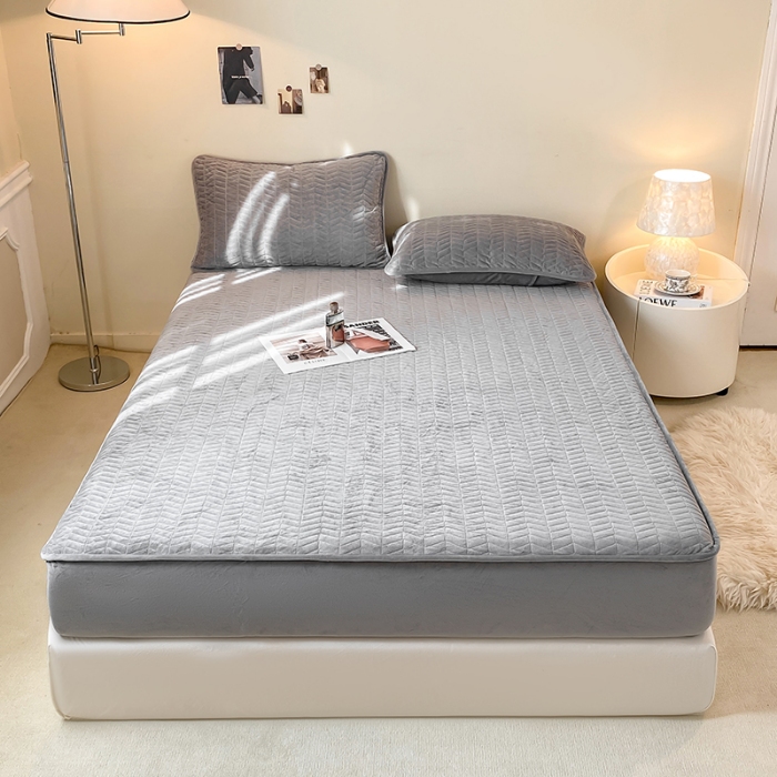 91家纺网 家纺一手货源 找家纺 延遥2026新款A类舒适床笠保暖婴儿绒宝宝绒牛奶绒绗缝夹棉单件床笠 烟灰