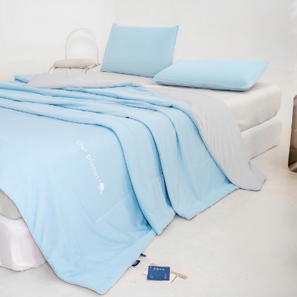 91家纺网 家纺一手货源 找家纺 （总）深睡眠凉感被 针织棉夏被 凉感科技 空调被 夏凉被 纯色凉感丝 大气 简约 高级感 硅胶凉席 纯色双拼 拼色