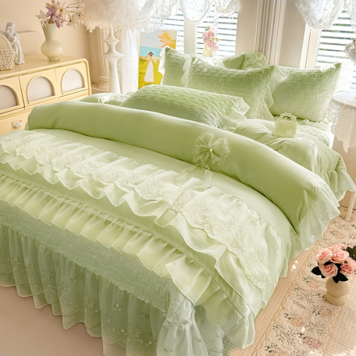 91家纺网 家纺一手货源 找家纺 苏米娜2026春夏新品韩版公主风小清新水洗棉床盖四件套针织棉双层纱纯棉棉麻全棉公主风床盖款四件套 幸运花-薄荷绿 