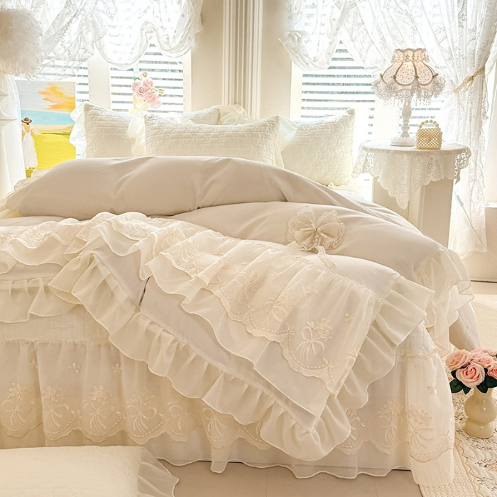 91家纺网 家纺一手货源 找家纺 苏米娜2026春夏新品韩版公主风小清新水洗棉床盖四件套针织棉双层纱纯棉棉麻全棉公主风床盖款四件套 幸运花-奶油白 