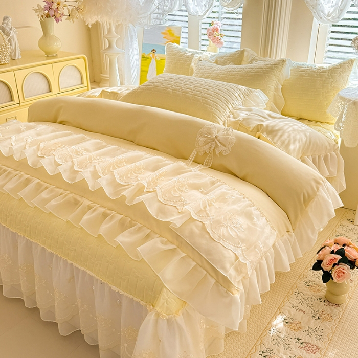 91家纺网 家纺一手货源 找家纺 苏米娜2026春夏新品韩版公主风小清新水洗棉床盖四件套针织棉双层纱纯棉棉麻全棉公主风床盖款四件套 幸运花-柠檬黄