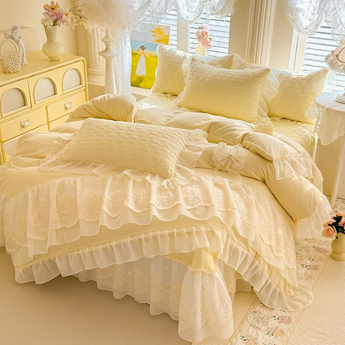 91家纺网 家纺一手货源 找家纺 苏米娜2026春夏新品韩版公主风小清新水洗棉床盖四件套针织棉双层纱纯棉棉麻全棉公主风床盖款四件套 幸运花-柠檬黄