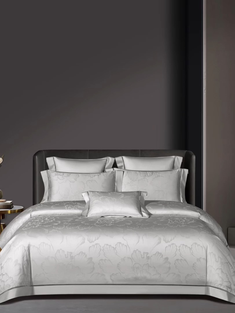 91家纺网 家纺一手货源 找家纺 100S天丝棉提花镂空四件套可定制规格 云柔花影·灰