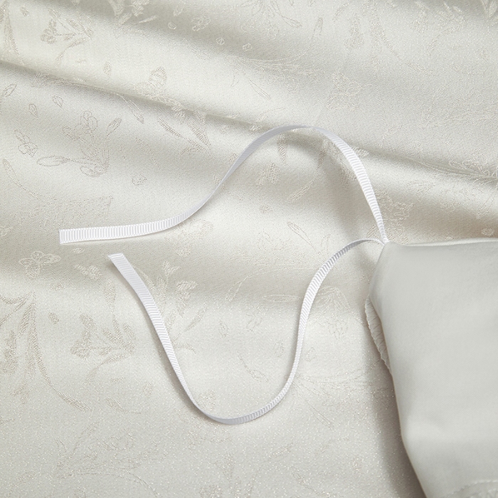 91家纺网 家纺一手货源 找家纺 100S天丝棉提花镂空四件套可定制规格 月白凝香