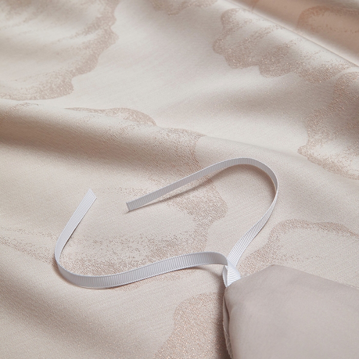 91家纺网 家纺一手货源 找家纺 100S天丝棉提花镂空四件套可定制规格 云柔花影·粉