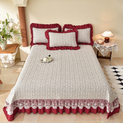 91家纺网 家纺一手货源 找家纺 （总）三友家纺 爆款法式中古风蕾丝床盖三件套