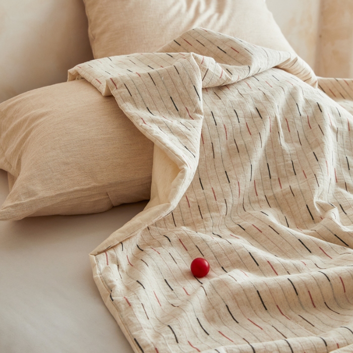 91家纺网 家纺一手货源 找家纺 （总）明治西川 色织棉麻可水洗夏被A类抗菌纤维（SGS检测报告）日系简约风格