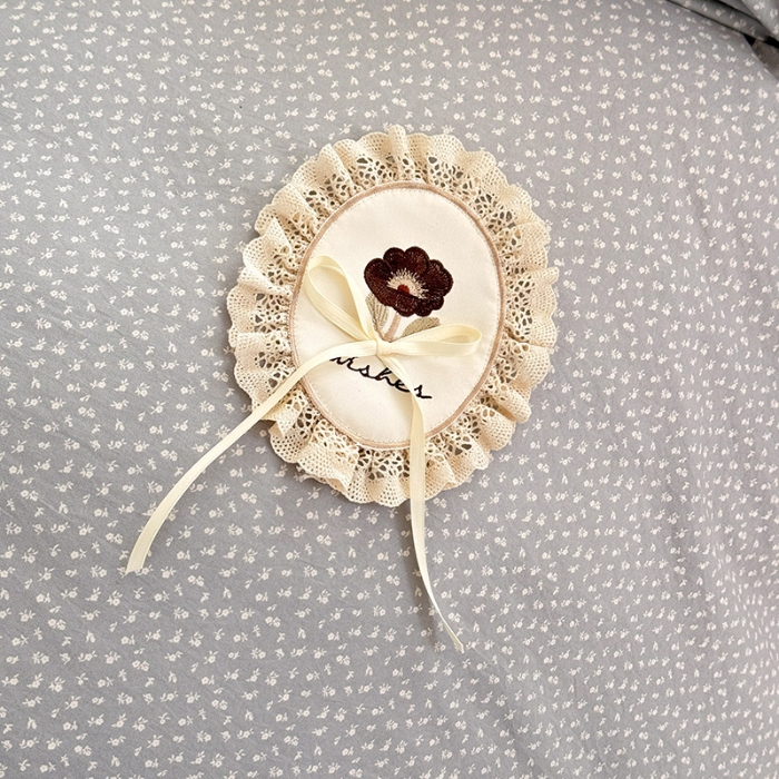 91家纺网 家纺一手货源 找家纺 漫布云2026春夏新品韩版公主风超柔水洗棉床盖四件套刺绣针织棉双层纱纯棉棉麻全棉公主风床盖款四件套 芬迪-可可灰