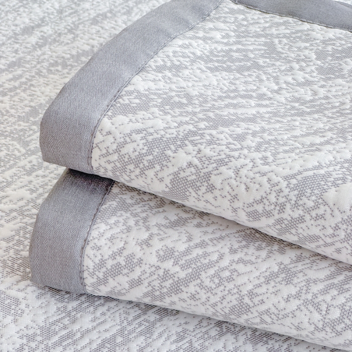 91家纺网 家纺一手货源 找家纺 2026高端轻奢简约A类提花凉感PE高分子复合软凉席三件套纯色豆豆冰丝凉席子三件套件空调席床单三明治 流光