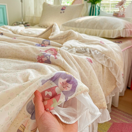91家纺网 家纺一手货源 找家纺 （总）2026新款印花冰丝凉席夏被四件套凉感丝夏被花边床裙凉席套件冰感丝凉席三件套