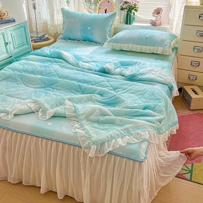 91家纺网 家纺一手货源 找家纺 （总）2026新款印花冰丝凉席夏被四件套凉感丝夏被花边床裙凉席套件冰感丝凉席三件套