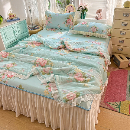 91家纺网 家纺一手货源 找家纺 （总）2026新款凉席套件印花花边床裙款冰丝软席凉席四件套可配同款凉感丝夏被小清新系列