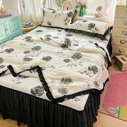 91家纺网 家纺一手货源 找家纺 （总）2026新款凉席套件印花花边床裙款冰丝软席凉席四件套可配同款凉感丝夏被小清新系列