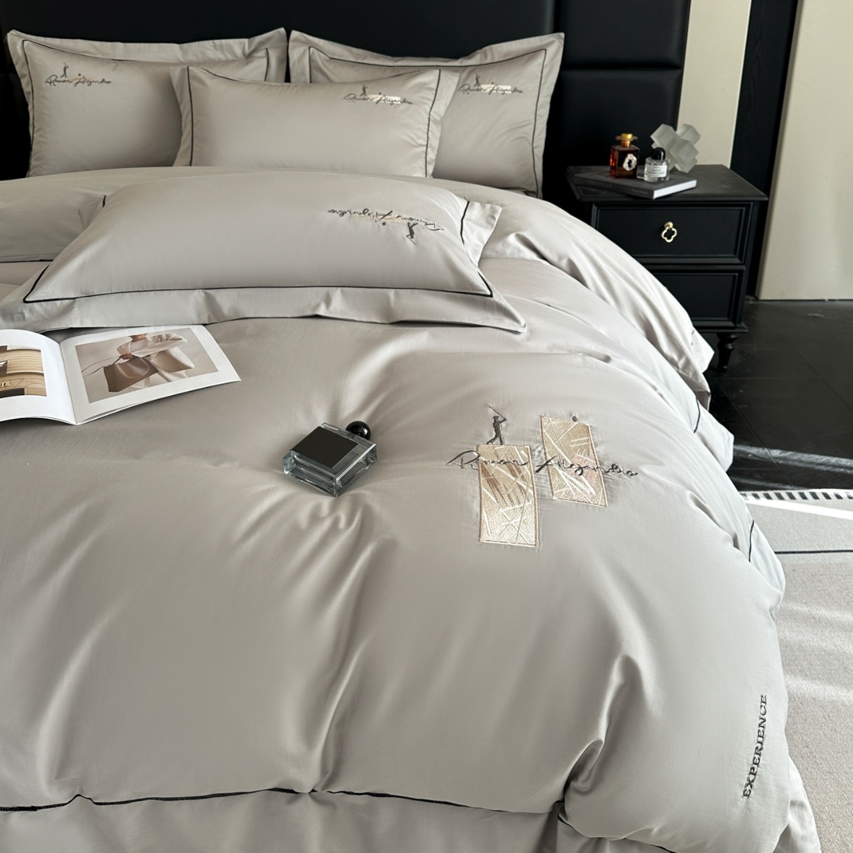 91家纺网 家纺一手货源 找家纺 （总）新方向 【控价 提供买家秀】2026新款 刺绣50s双股全棉贡缎长绒棉四件套-哈德森(控价 标准328元 加大348元)