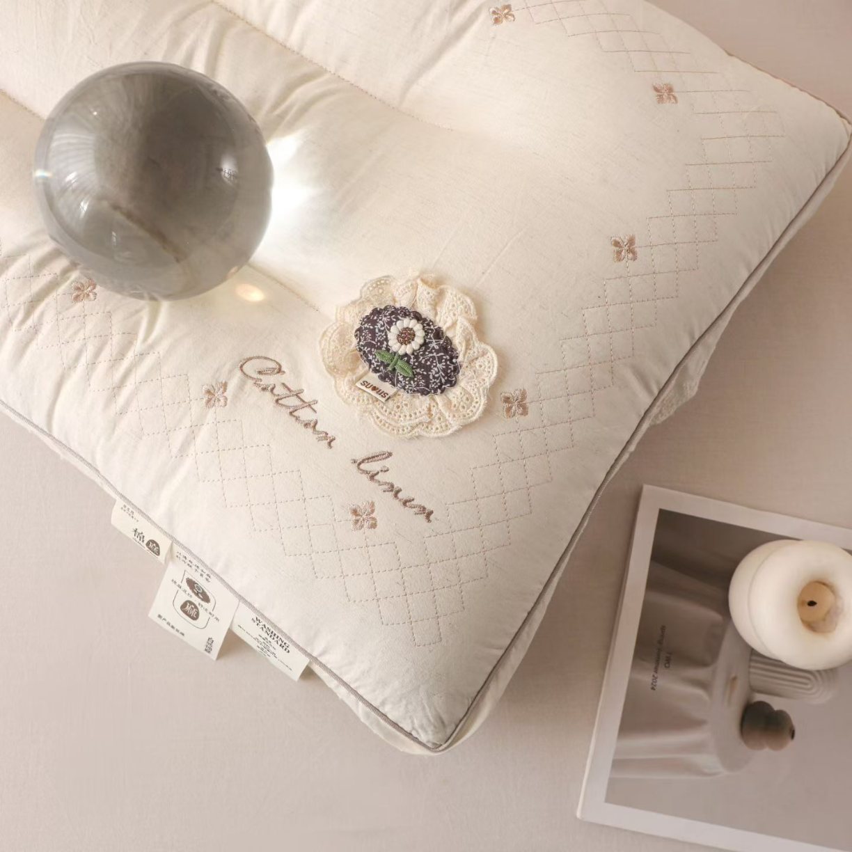 91家纺网 家纺一手货源 找家纺 （总）棉麻蕾丝护颈枕头 温柔包裹感助眠枕芯云朵触感 睡出好颈椎