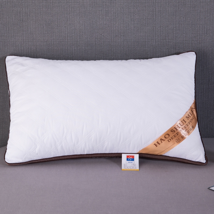 91家纺网 家纺一手货源 找家纺 （总）兴丝露枕芯 亲肤绗缝三线格枕芯 羽丝枕 舒适枕 中高枕 成人枕头 宿舍枕芯